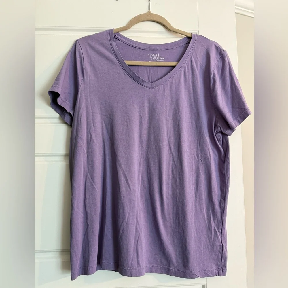Basic T Bundle! - Picture 6 of 9